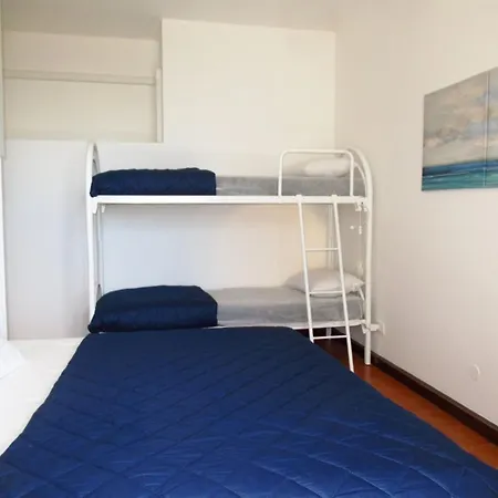 Modern Flat, 130m From The Sea With Shared Pool Apartment